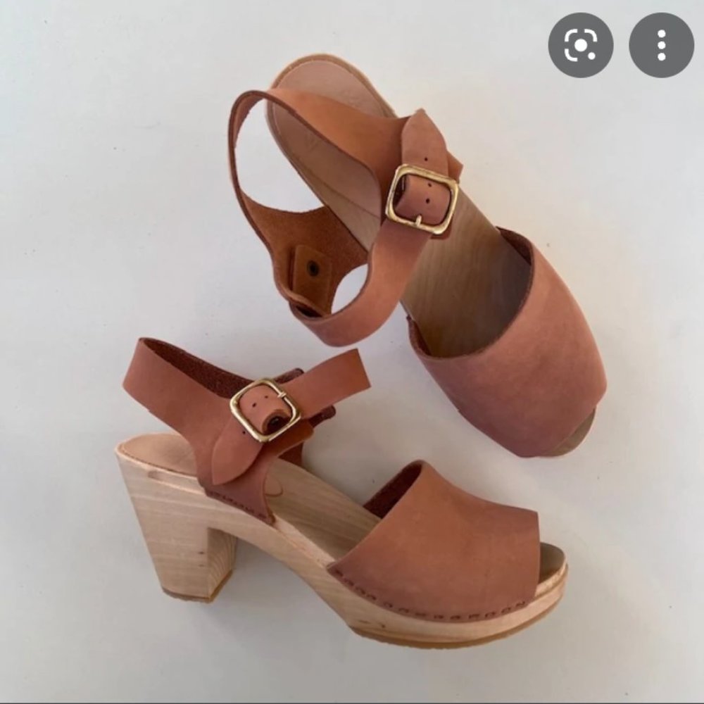 Bryr Emma Spanish Toe, High Heel, in Clay Nubuck (size 4)